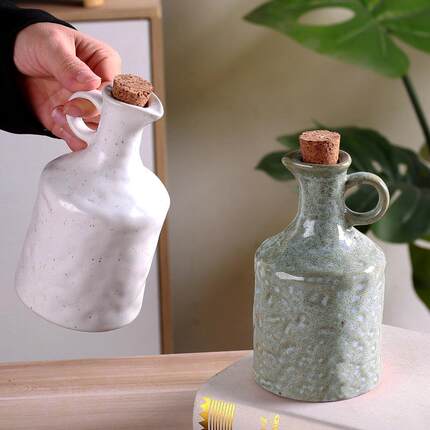 欧式厨房专用油壶不挂油家用酱醋壶创意手捏肌理陶瓷油瓶盖子防漏