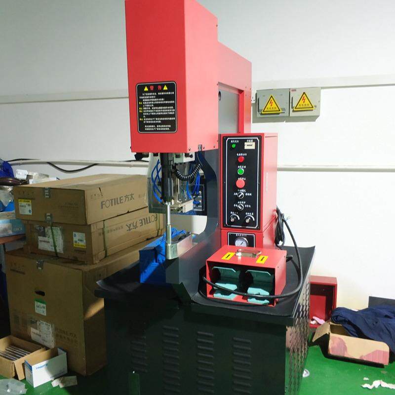 液压压铆机螺母螺钉螺柱螺帽防手压可自检全液压驱动自动送料压铆