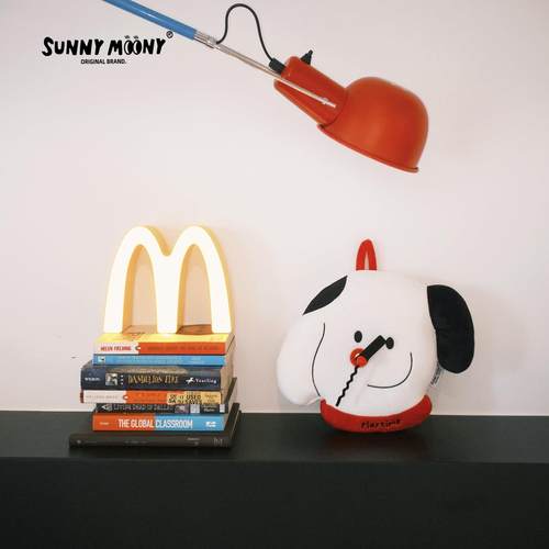 可爱小狗有趣的时钟挂墙静音免打孔艺术挂钟客厅桌面创意毛绒玩偶