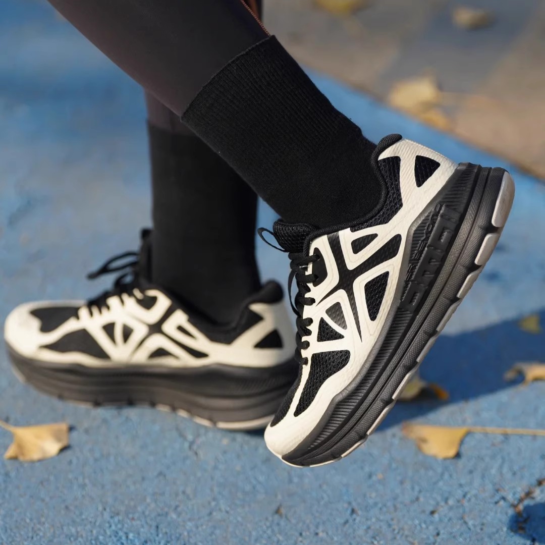 必迈远征者Pure专业减震跑鞋