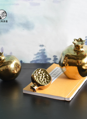 新中式现代创意陶瓷金色石榴摆件书柜书房茶几美容院桌面软装饰品