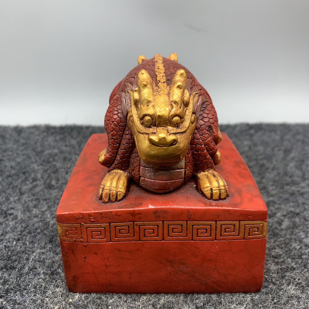 古玩仿寿山石雕朱砂描金印章106满熙双头兽玉玺摆件带字客厅装饰