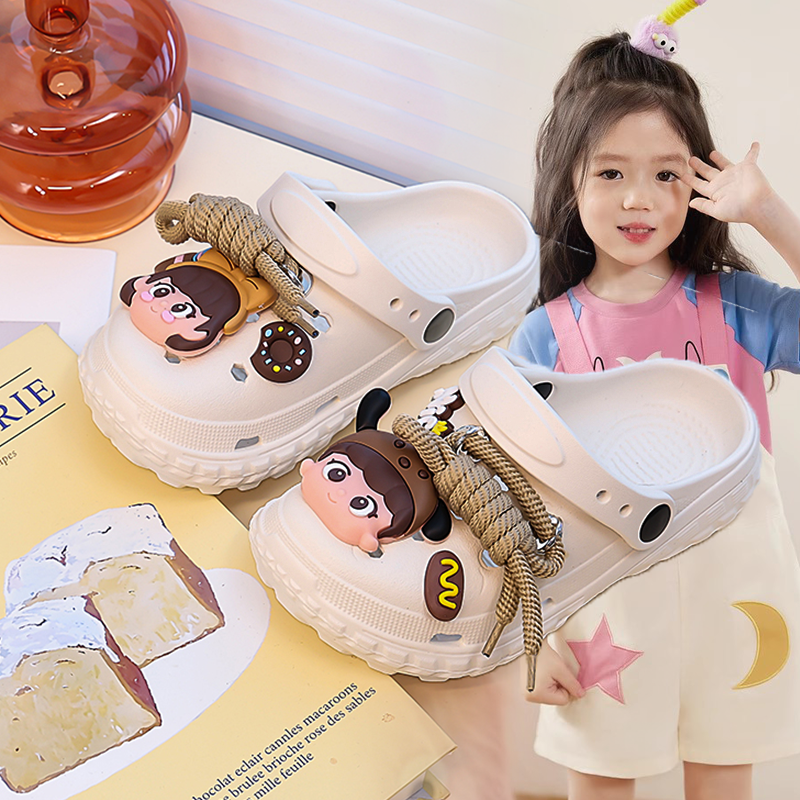 女童可爱萌妹洞洞鞋女2025新款小女孩外穿厚底防滑踩屎感包头凉拖