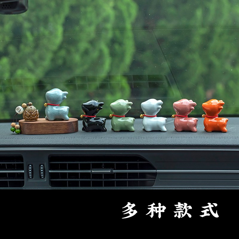 极速可爱陶瓷小鹿汽车中p控台摆件绿檀木莲花香丸2025家居桌面装