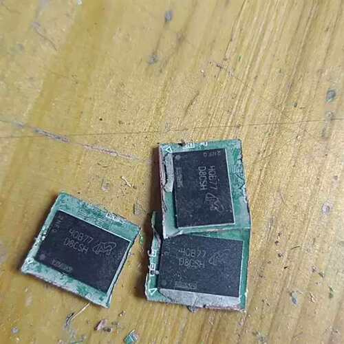 议价MT53E512M32D1ZW-046 AUT:B D8CS维修