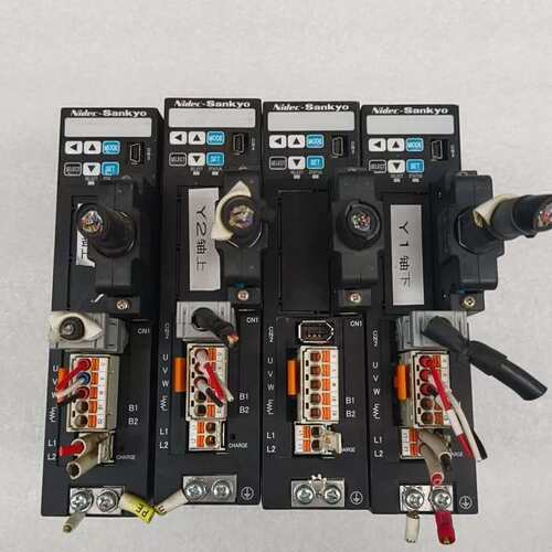 议价伺服驱动器DA2Z121R2F 100W 件 成色如