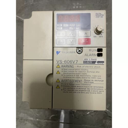 议价变频器VS-606V7，型号CIMR-V7AT40P4，