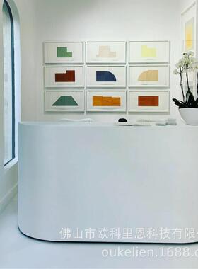 Coran人i造石接待台现场无缝拼接GKA用安装服务台咨询台前吧台商