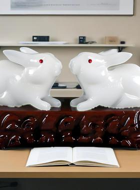 雕刻白玉小白兔生肖白玉兔摆件家居办公兔子摆件工艺带礼盒证书