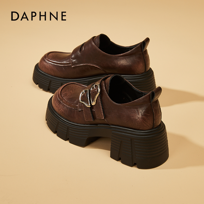 达芙妮厚底乐福鞋棕色英伦小皮鞋