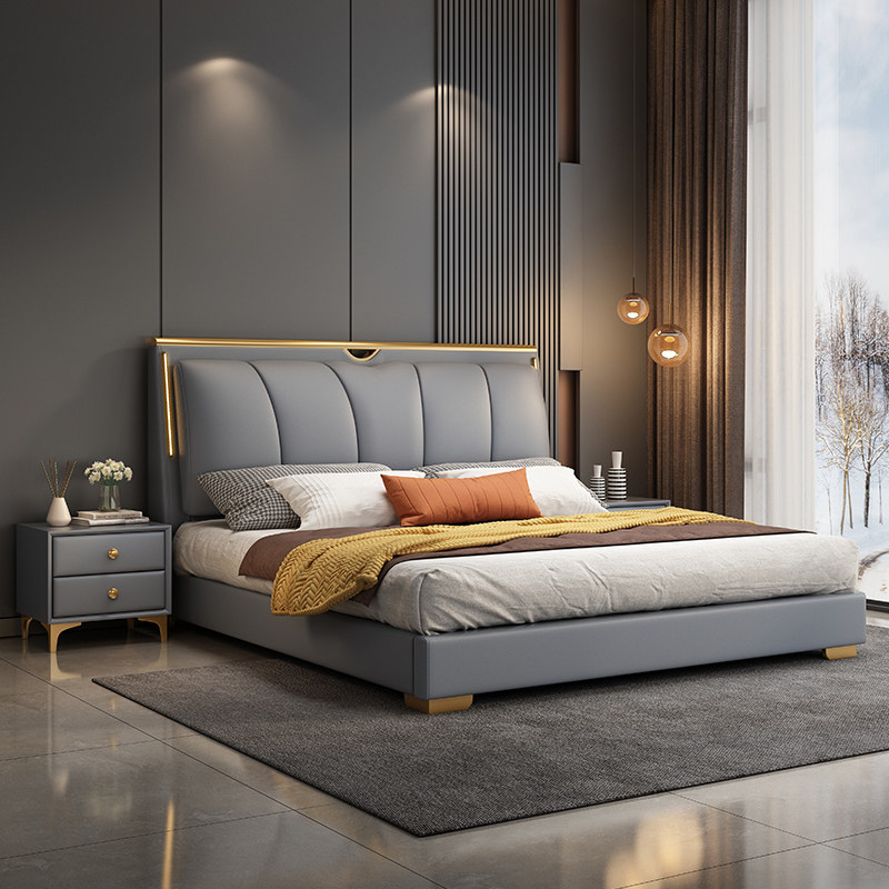 新款现代简约高端真皮大床意式轻奢主卧豪华带灯双人软包储物婚床