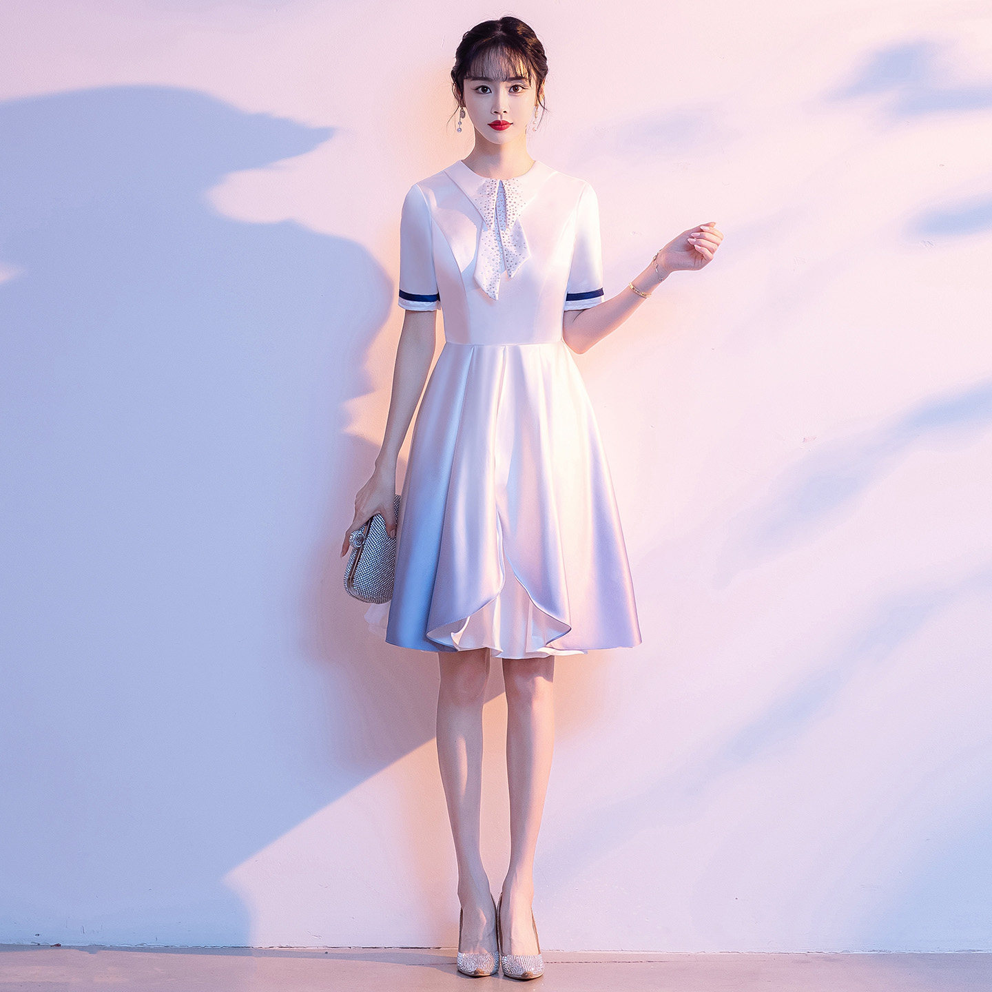 大合唱团演出服女生红歌比赛服装