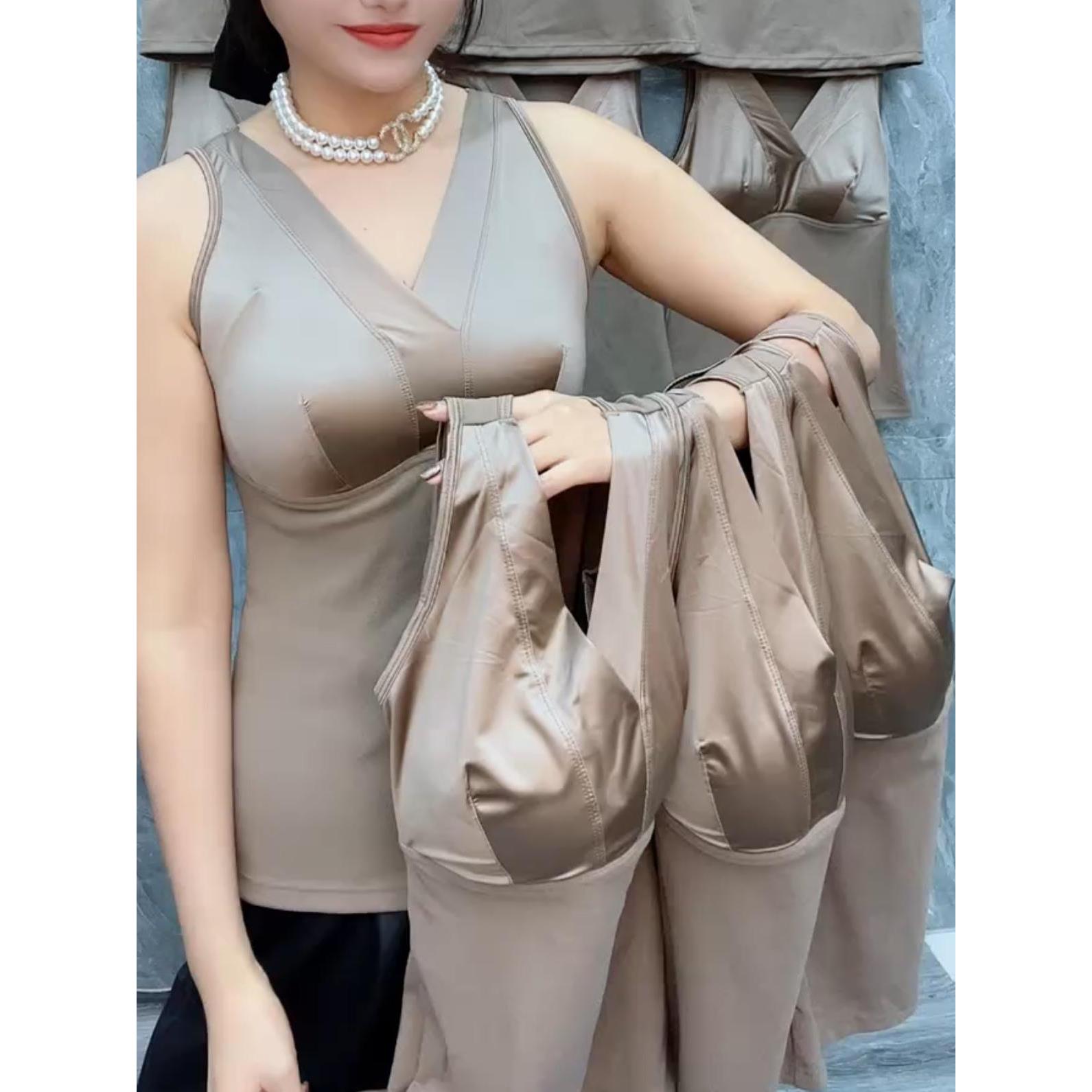 2025年新款背心女士带胸垫加绒加厚保暖缎面纯色美背吊带德绒上衣