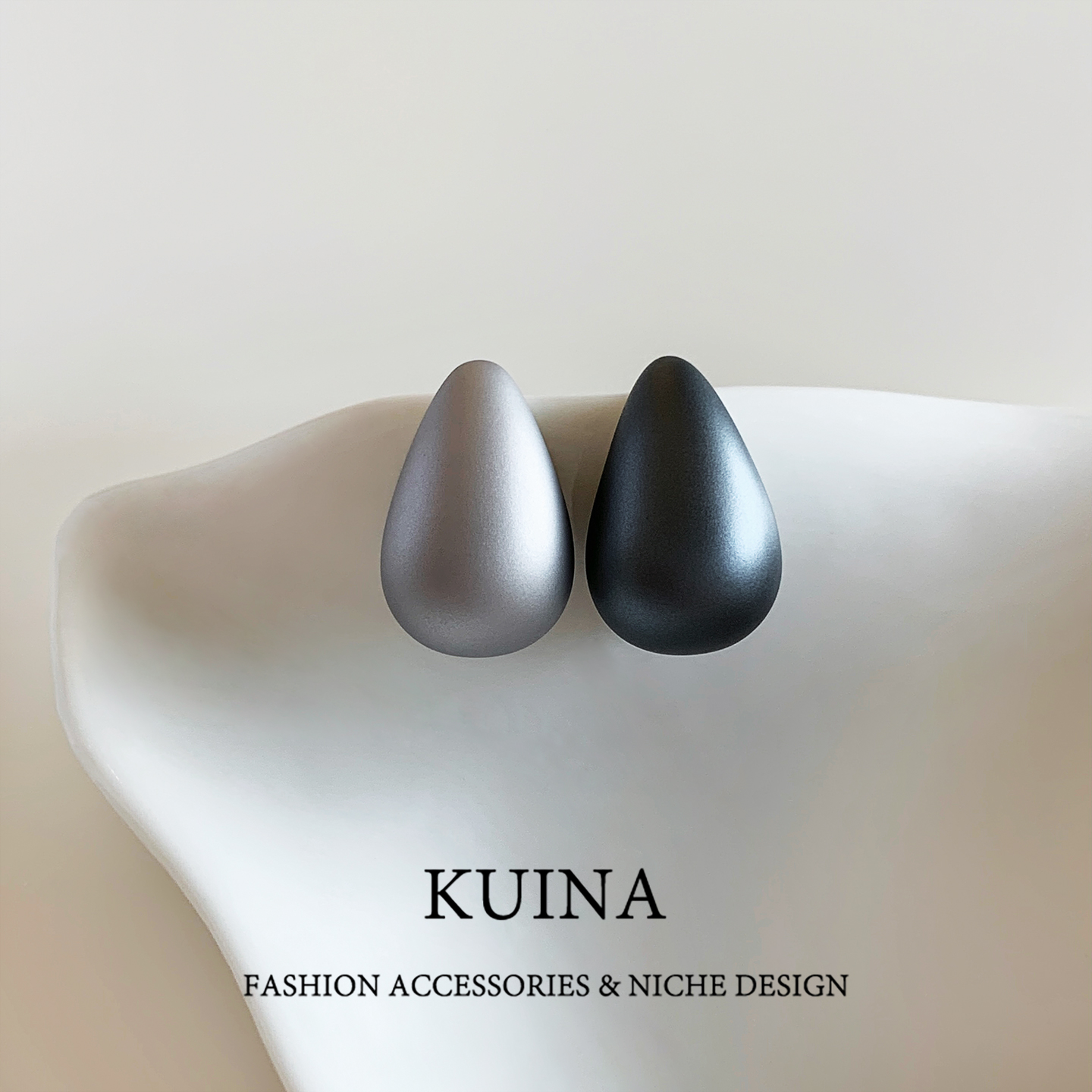 2025新款爆款撞色水滴耳环