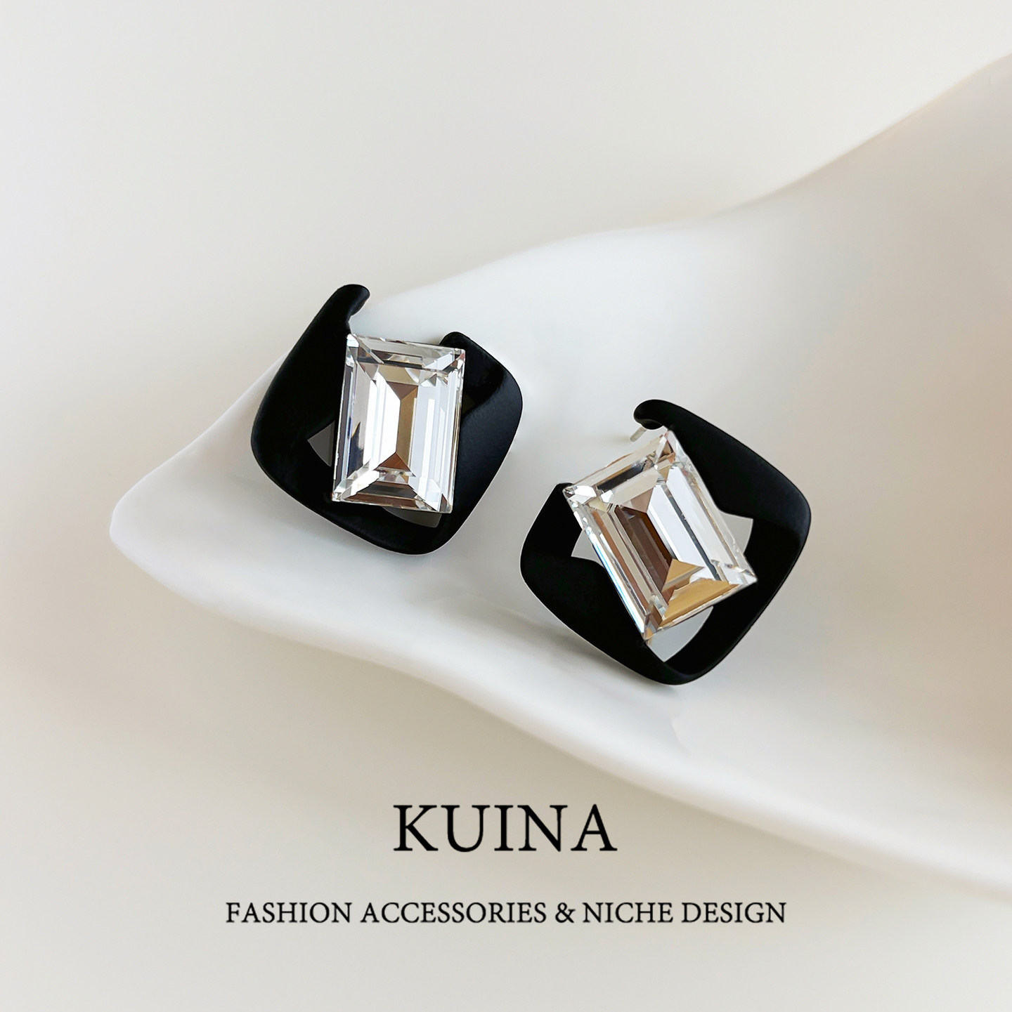 高级感闪钻方形耳钉女新款小众轻奢复古气质耳环黑色纯银针耳饰品,饰品/流行首饰/时尚饰品新,耳环,淘宝优惠券,粉丝福利购,淘宝优惠卷