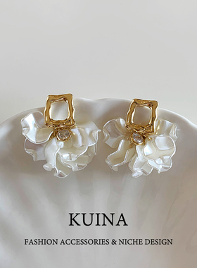 法式白色花瓣耳坠银针耳钉女轻奢高级感气质耳环新款独特花朵耳饰