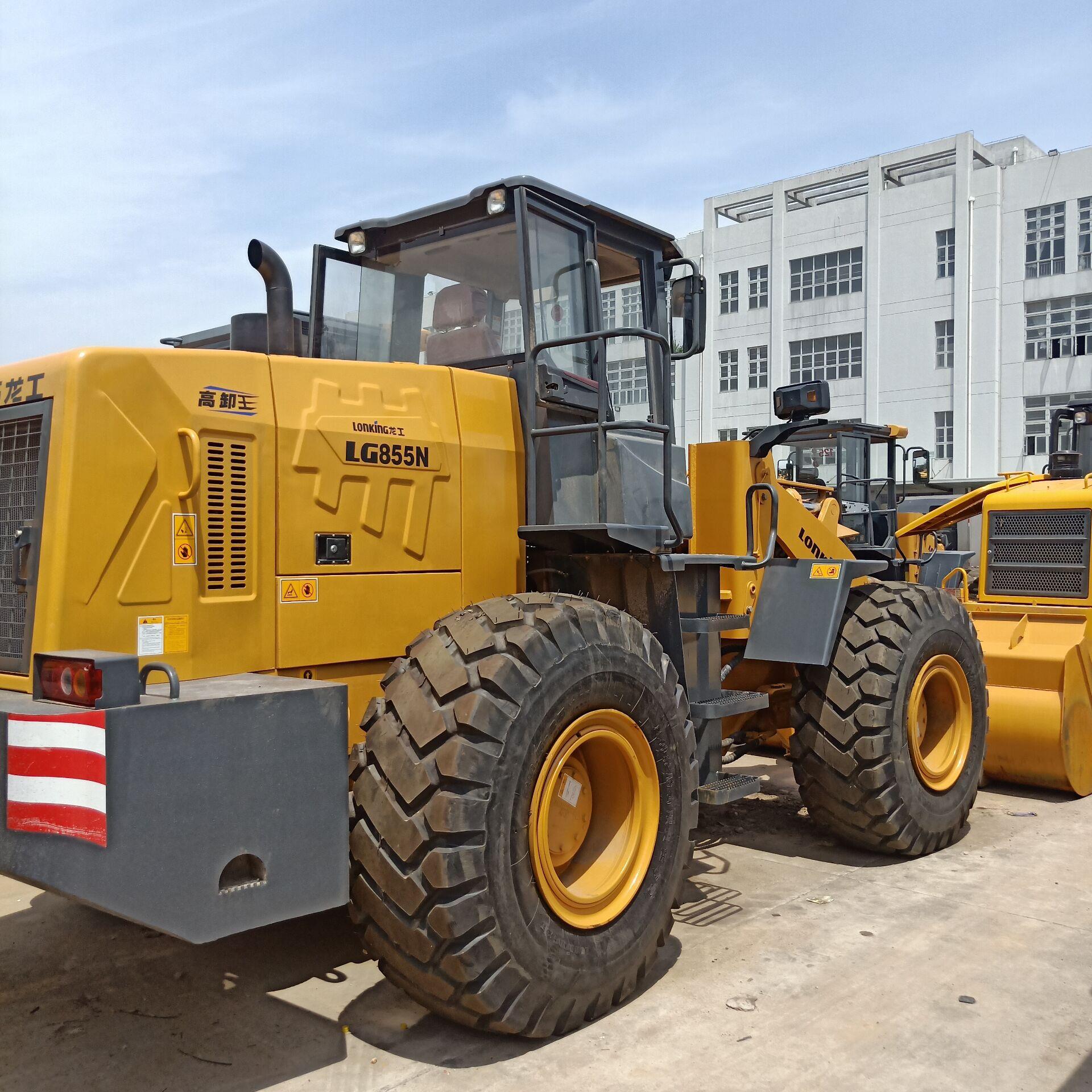 龙工LG855N装载机