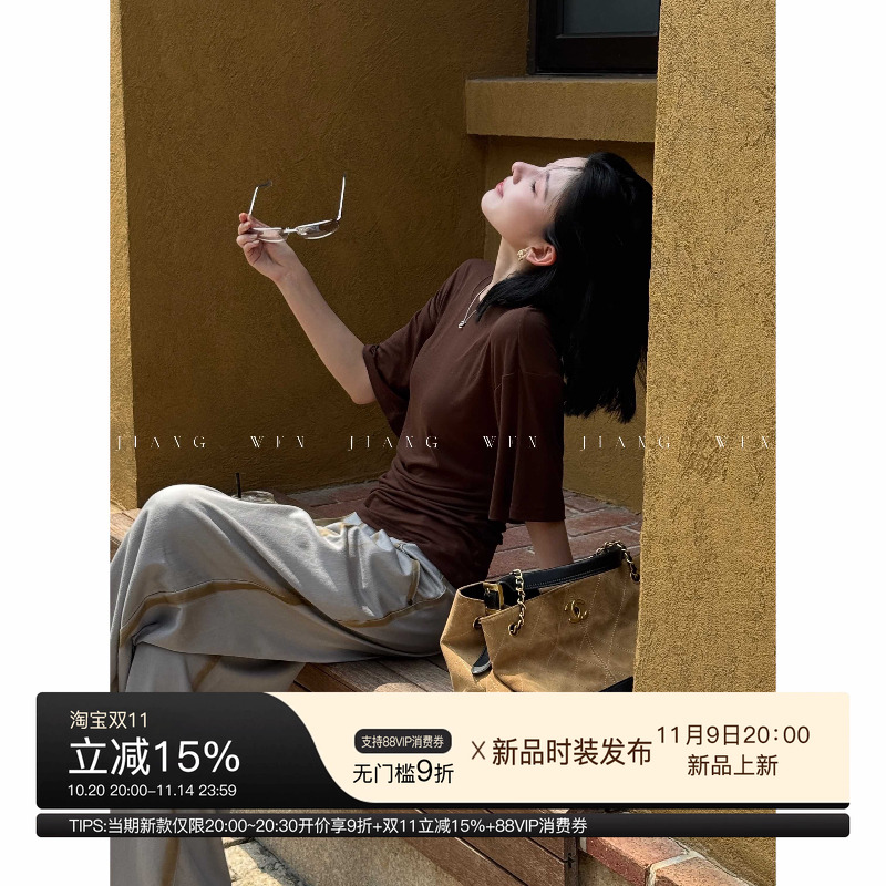 姜雯短袖t恤女修身掐腰圆领小众设计感早秋穿搭巨好看轻熟上衣秋