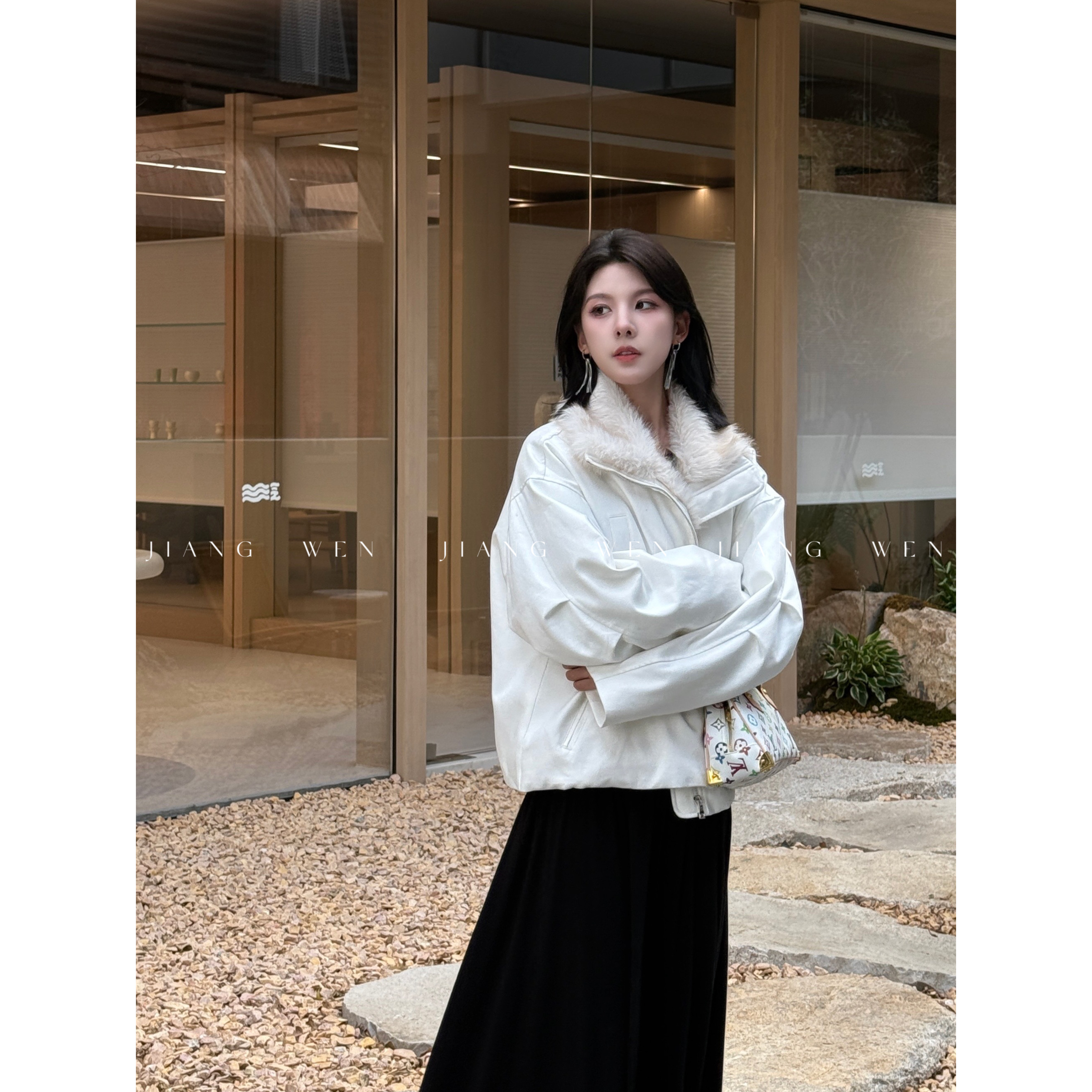 姜雯廓形拼接毛领保暖夹棉派克服