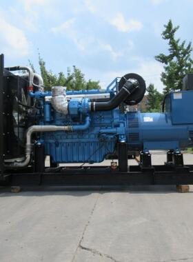 潍柴博杜安600KW柴油发电机组养殖工厂工地消防移动拖车静音式