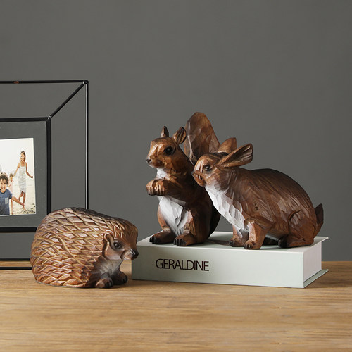 新中式树脂松鼠兔子刺猬客厅电视柜复古招财创意装饰摆件家居饰品