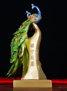 欧式家居酒柜装饰品孔o雀摆件创意客厅玄关电视柜奢华摆设现代简