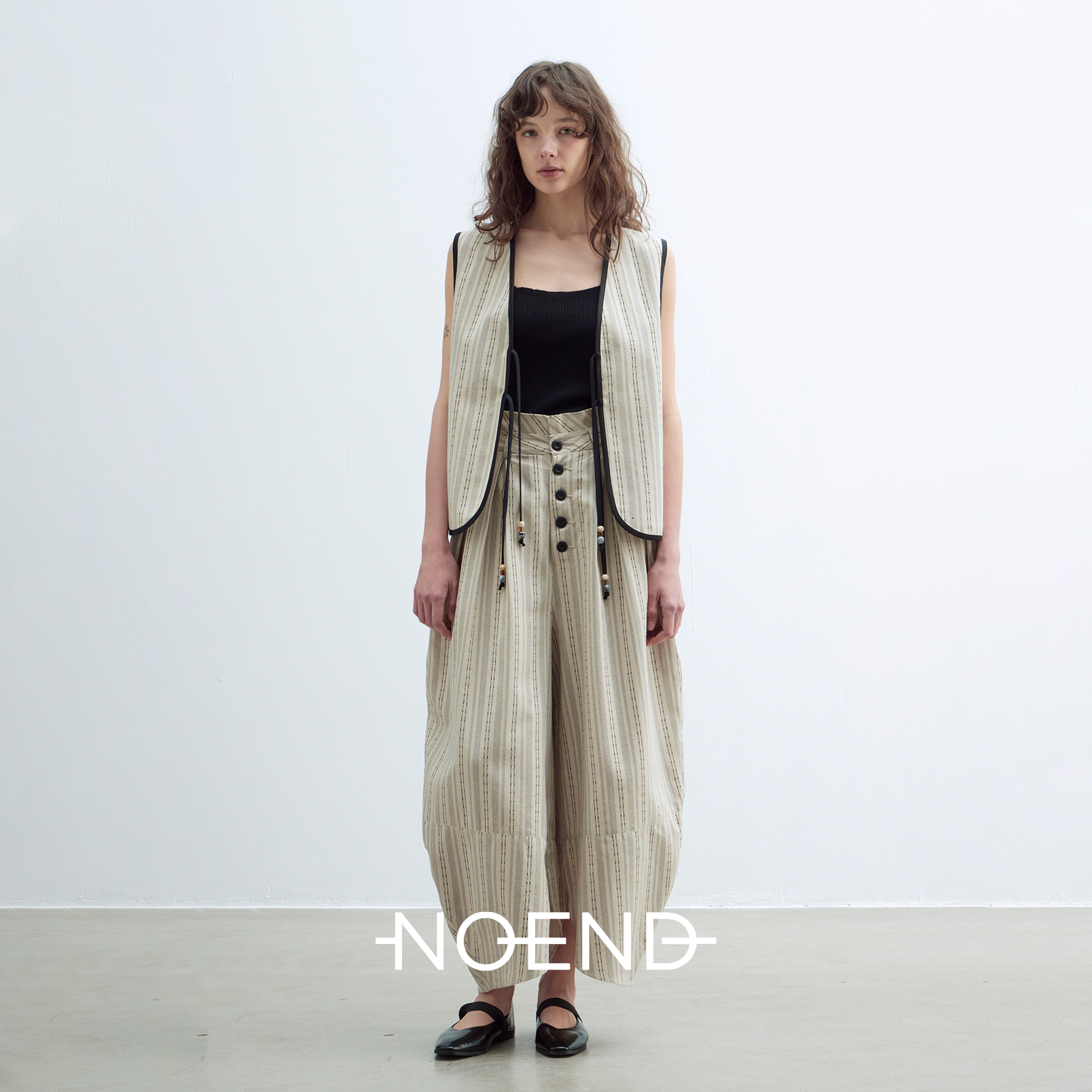 NOEND25SS【李雪琴谢心同款】撞色条纹手工串珠系带宽松马甲