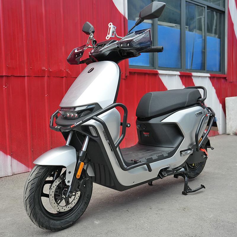 2025新款适用9号电动M95C+保9险杠M5C车改装防摔后棒M85C前保护架