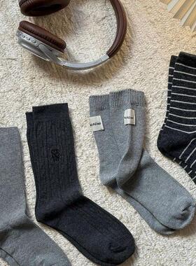 春秋冬清冷感灰色系袜子韩系穿搭条纹布标纯色中筒百搭堆堆袜简约