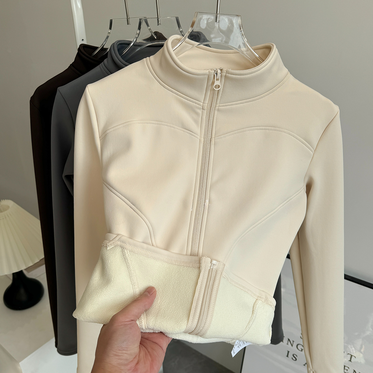 秋冬显瘦修身保暖加绒外套健身服