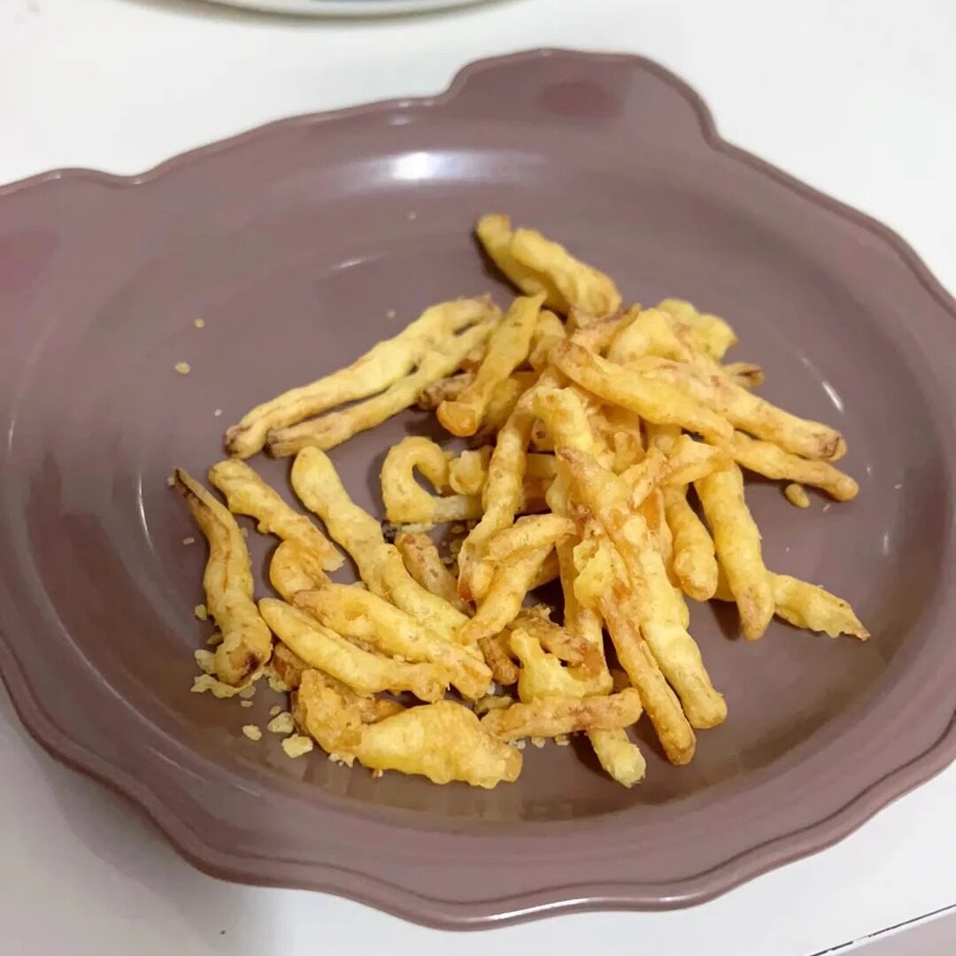 维艾福缔油炸鱿鱼丝黄油芥末味香脆鱿鱼条即食袋装办公室解馋零食