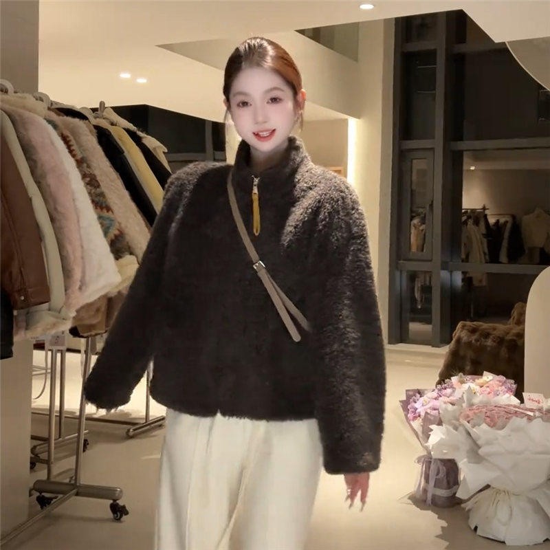 立领短款皮毛一体外套女2025