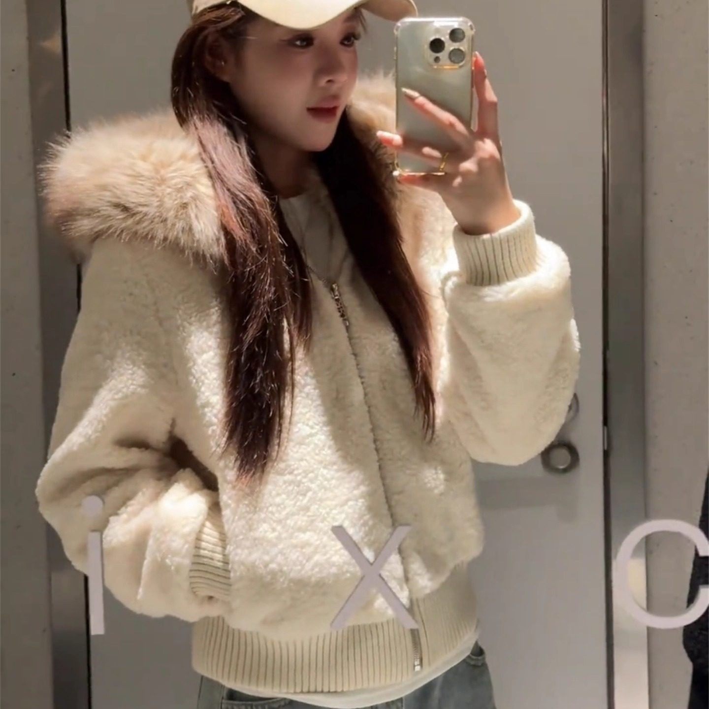 毛领羊羔毛外套女短款加厚冬季2025新款洋气高级感小个子毛绒上衣