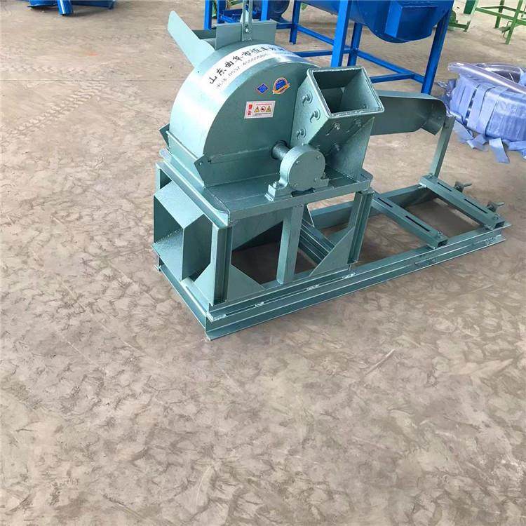 多功能木材破碎机小型果园树木碎枝粉碎机汽油动力枝条粉碎机