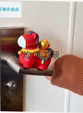 l2026马年桌面摆件可爱小马新年装饰H客厅卧室办公室送朋友新年礼