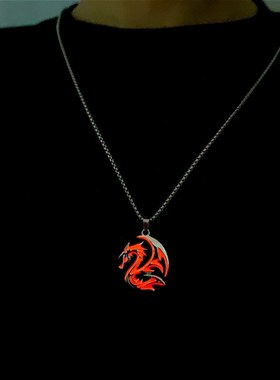 极速国潮风复古龙纹图腾发光吊坠项F链男潮酷炫个性炫酷嘻哈夜光