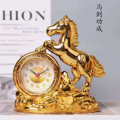 闹钟办公创意欧式复古怀旧客厅家用钟表桌面小摆件马到功成寓意