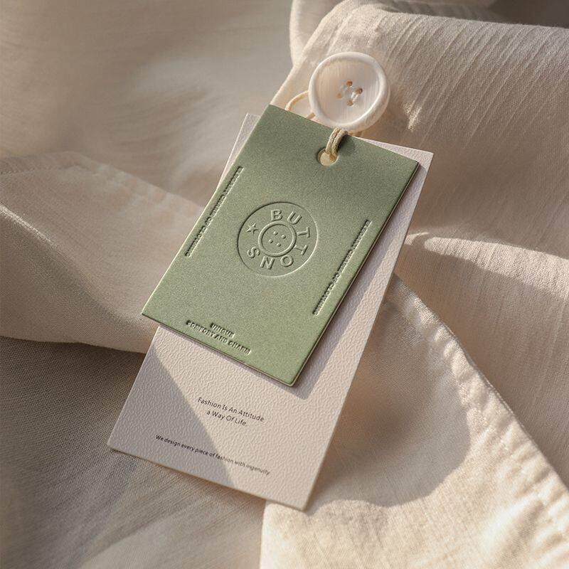级小众吊牌定制女装店档网红风订做特种纸纹理吊牌售后卡印刷
