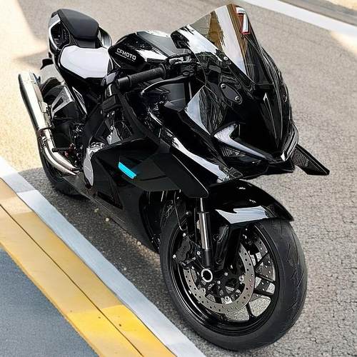 春风675sr风挡 竞技改装件 新款加高分体式前挡风改件 摩托车配件