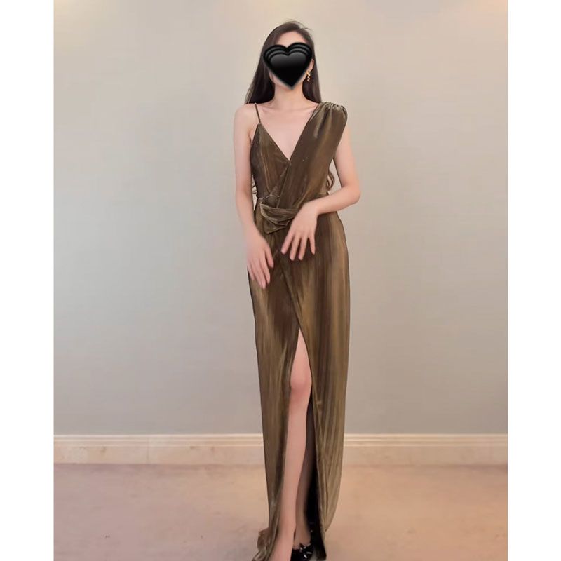 金色吊带V领无袖连衣裙女