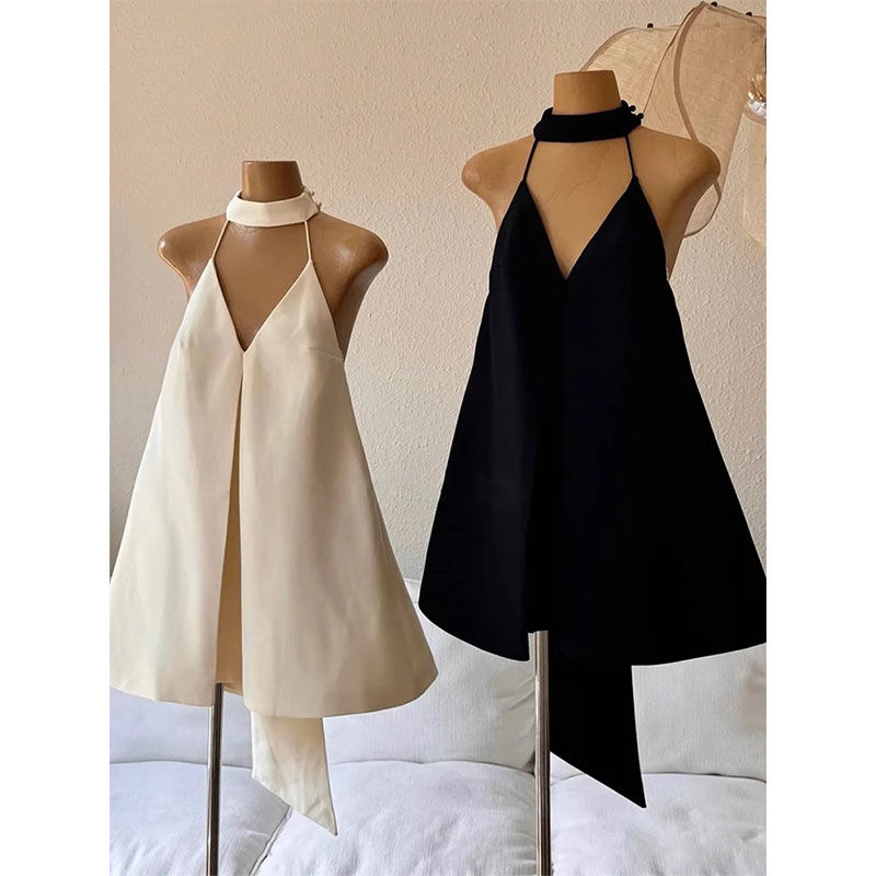 小个子甜美挂脖吊带连衣