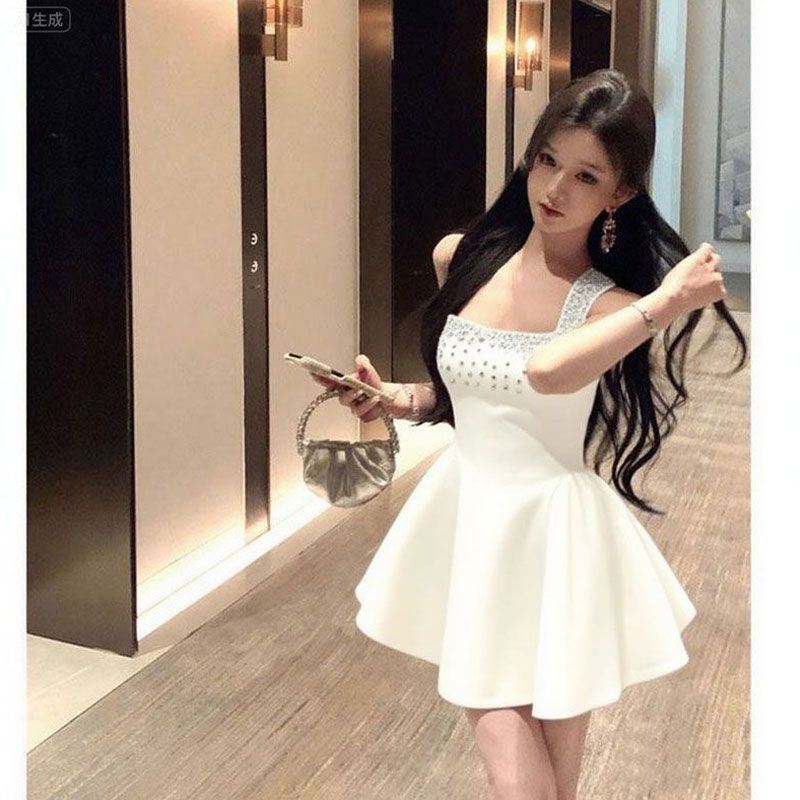 重工镶钻小香风连衣裙女