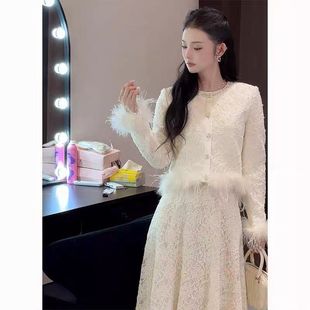 加绒加厚白色小香风蕾丝套装女装秋冬2024新款气质半身裙子两件套