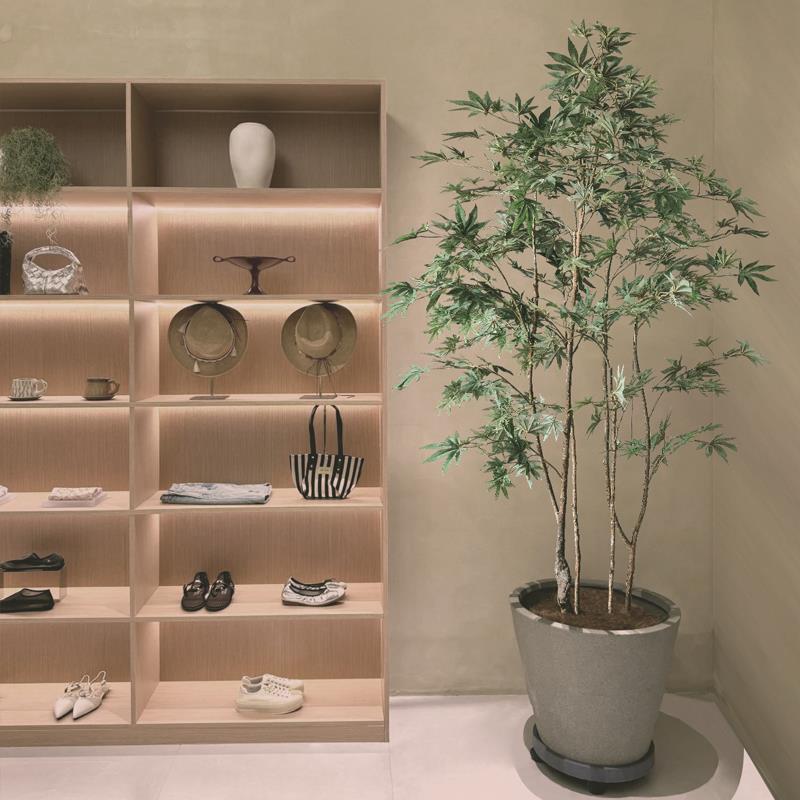 彷真绿色植物室内枫树彷生植物高端轻奢假树服装店落地盆栽装饰摆