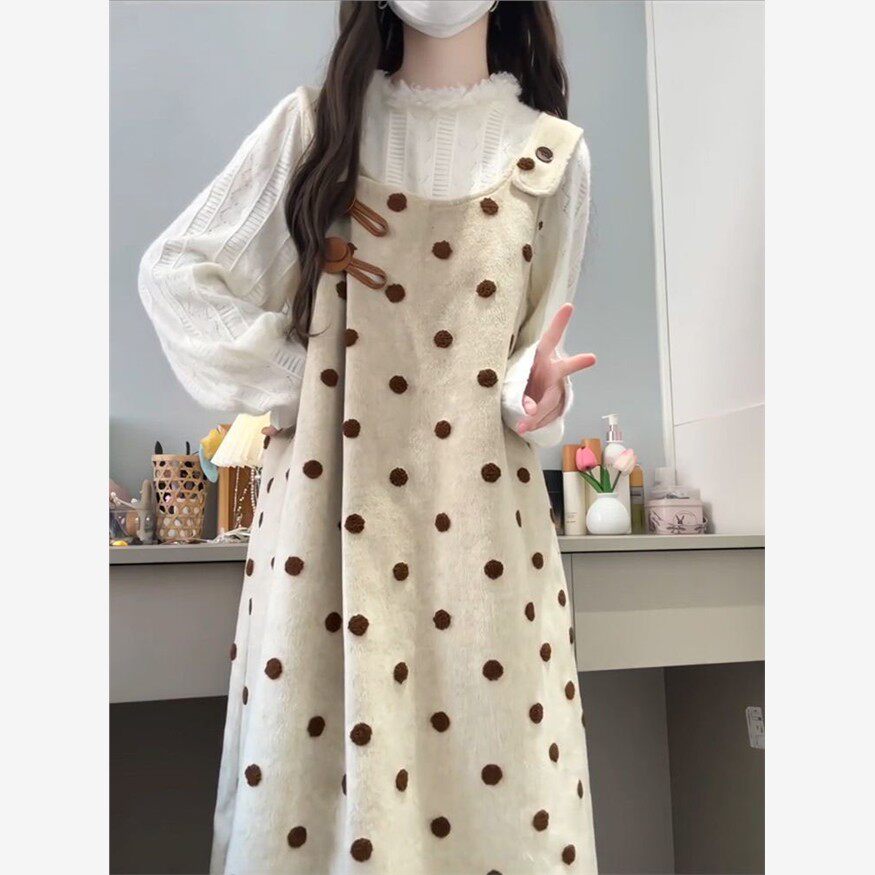 春季一整套穿搭学院风波点刺绣无袖背心连衣裙女学生叠穿长袖衬衫