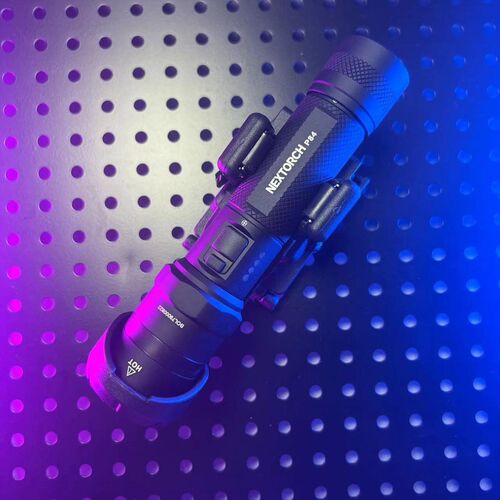 强光充电手电筒快拔套腰套战术背心套纳丽德P80 P81 P83 P84 P85