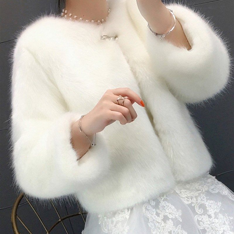 婚纱披肩冬季保暖新娘结婚毛披肩长袖外套搭婚礼伴娘加厚白色披风