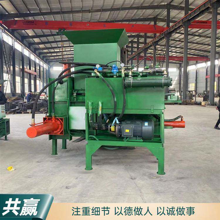 青贮饲料压块机牛羊小型秸秆青储打包机干湿两用
