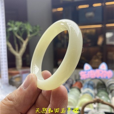 极速特别推荐超值钢板料天然和田玉青海料青玉Q晴水手镯 女款玉镯