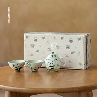 采购产品手绘熊猫茶壶，一壶两杯礼盒，功夫茶具，小套装，礼品陶